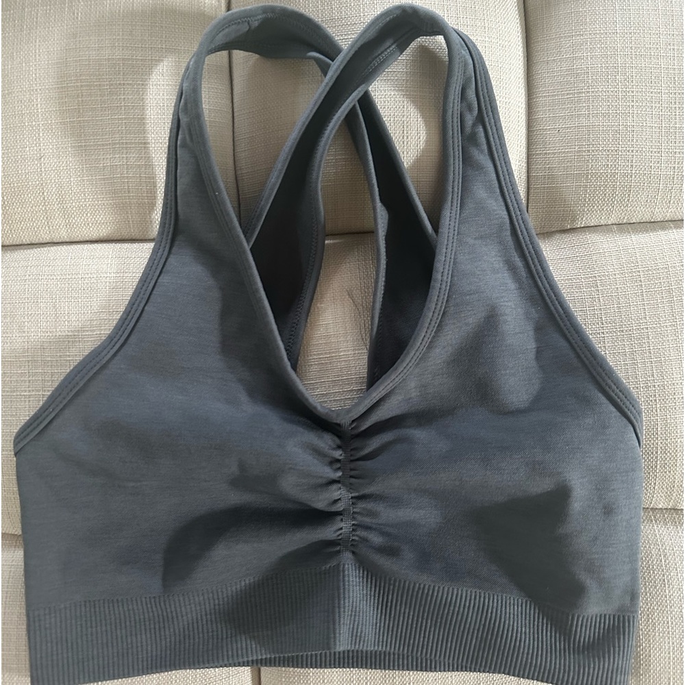 Alphalete Amplify Bra - Grey size Small